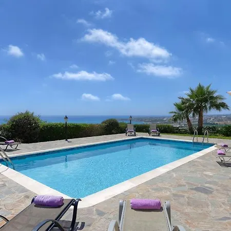 Sleeps 9 With Pool Air Con And Wifi Villa *